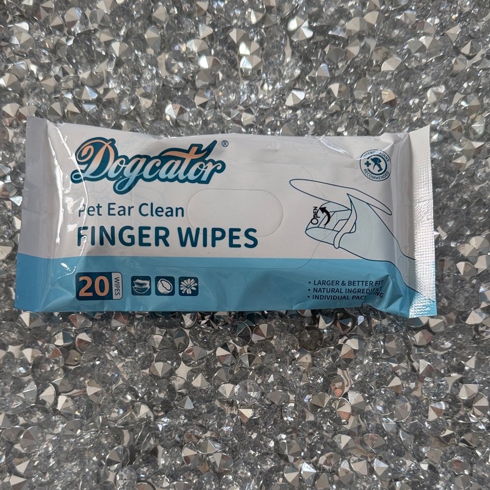 Pet Ear Clean Finger Wipes - Blue